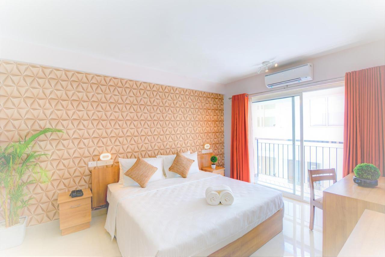 Sidra Pristine Hotel&Portico Halls Kochi Exterior foto