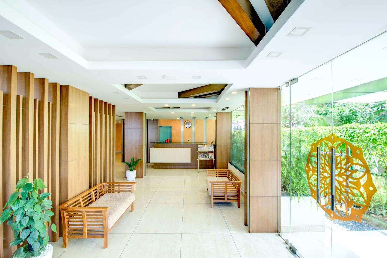 Sidra Pristine Hotel&Portico Halls Kochi Exterior foto